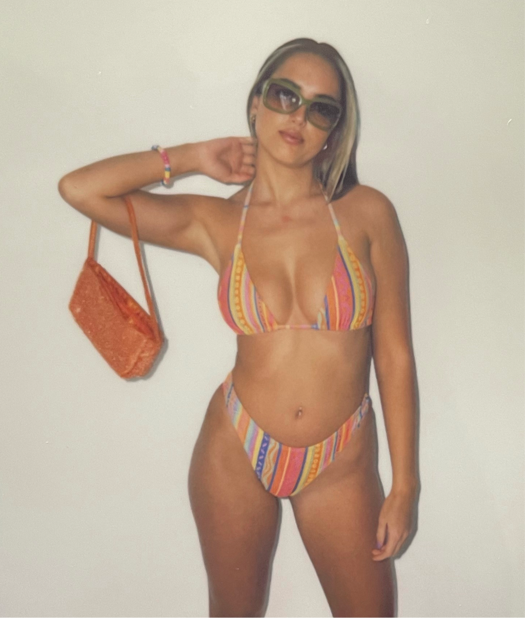 Art Class in Tulum - Scrunchie Bottoms